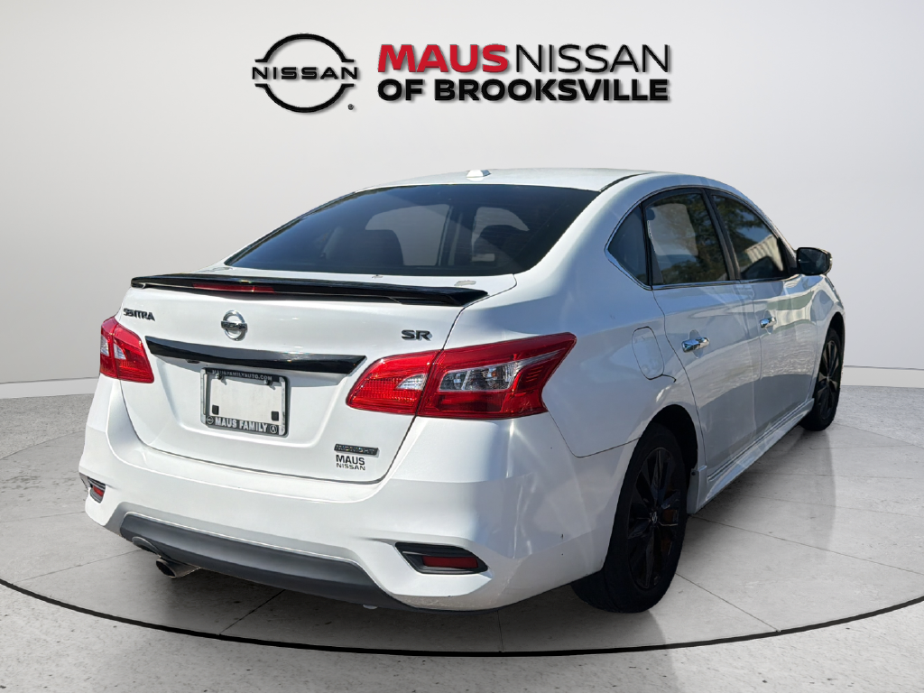 Used 2018 White Nissan SR image 10