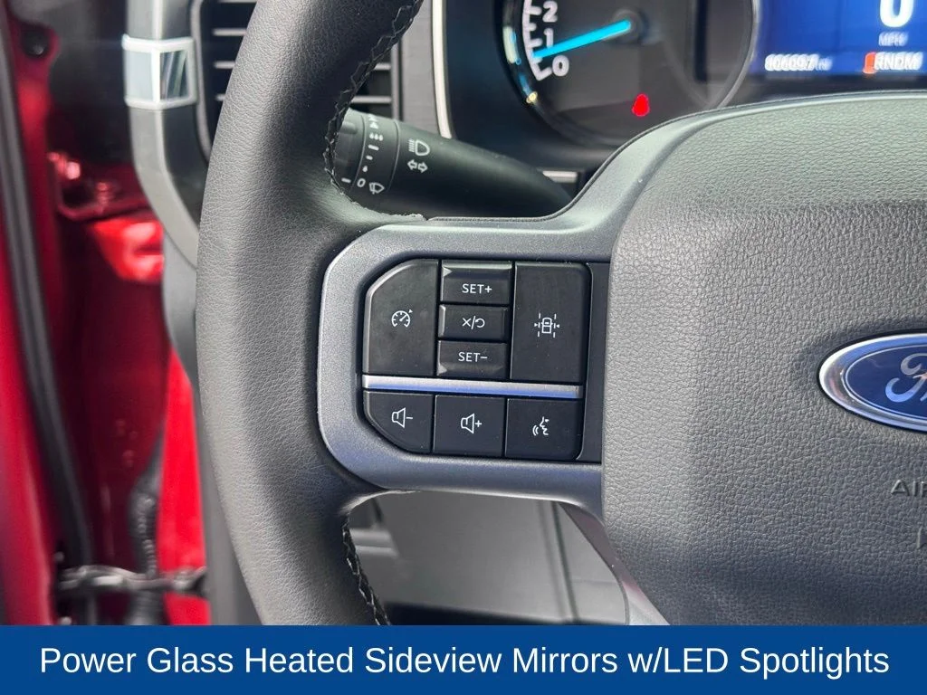 Used 2023 Hot Pepper Red Metallic Tinted Clearcoat Ford XLT image 15