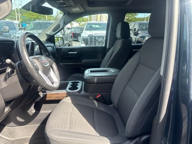 Used 2020 Blue GMC Elevation image 16
