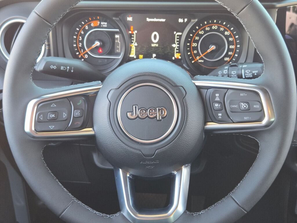 New 2026 Anvil Clear-Coat Exterior Paint Jeep Sahara image 38