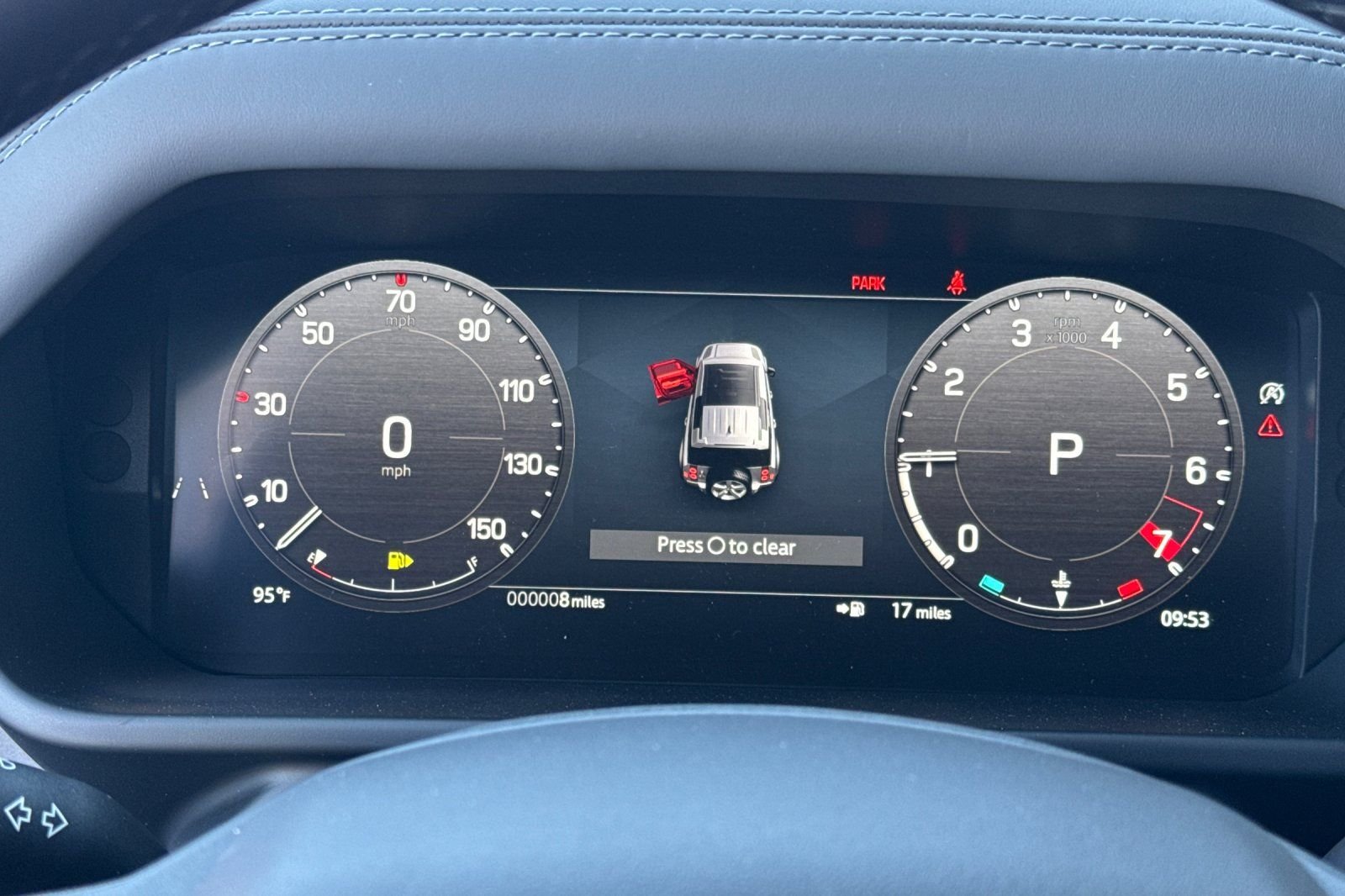 New 2026 Fuji White Land Rover X-Dynamic SE image 30