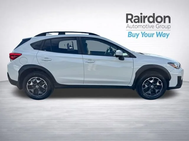 Used 2018 Crystal White Pearl Subaru Premium image 8