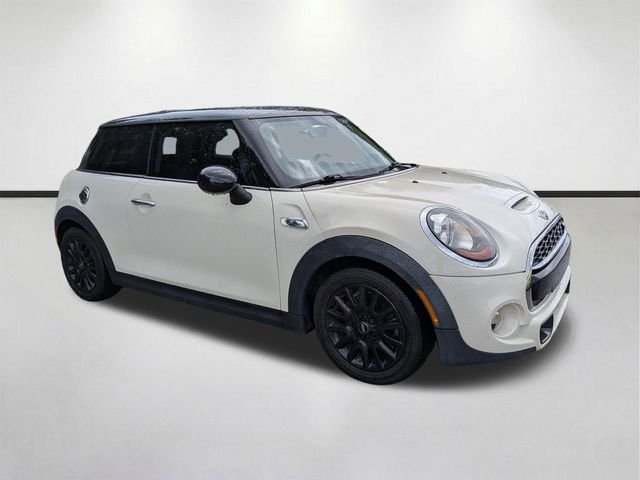 2017 MINI Cooper S's photo