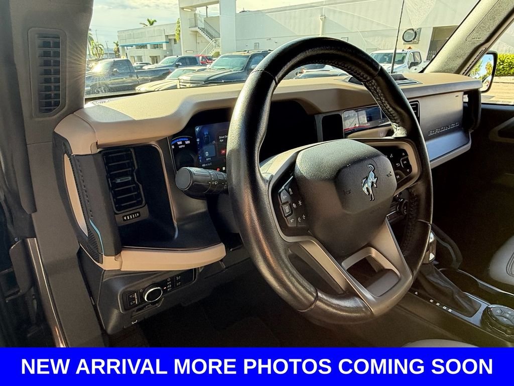 Used 2022 Gray Ford Wildtrak image 10