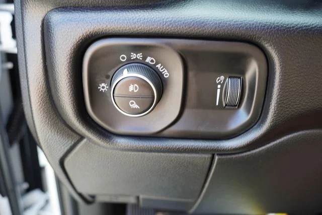 Used 2025 White Ram Big Horn image 24