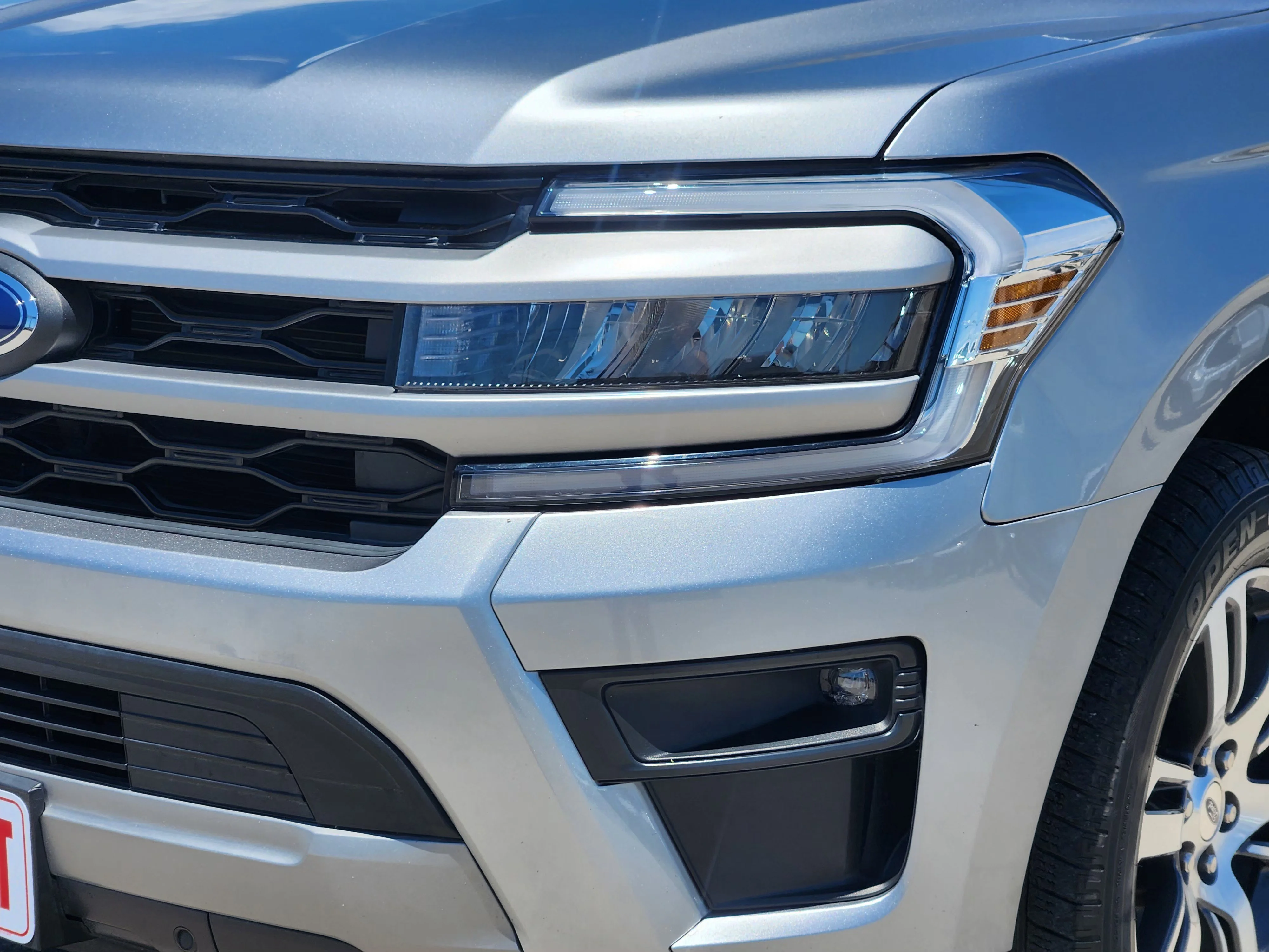 Used 2022 Silver Ford XLT image 8