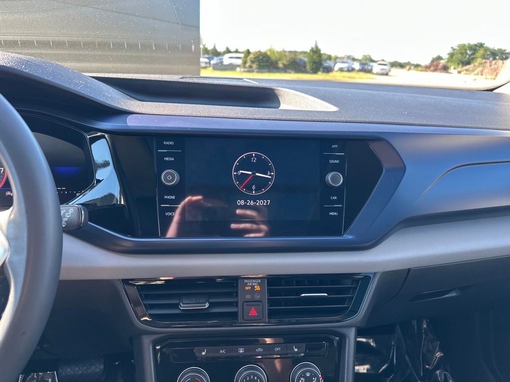 2023 Volkswagen Taos SE - Photo 17