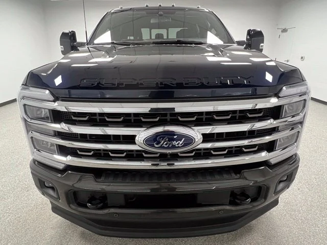 Used 2025 Blue Ford King Ranch image 3