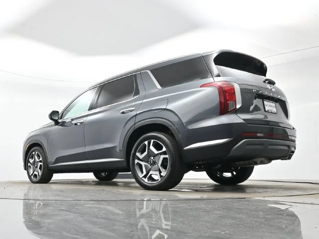 Used 2025 Steel Graphite Hyundai SEL Premium 8P image 30
