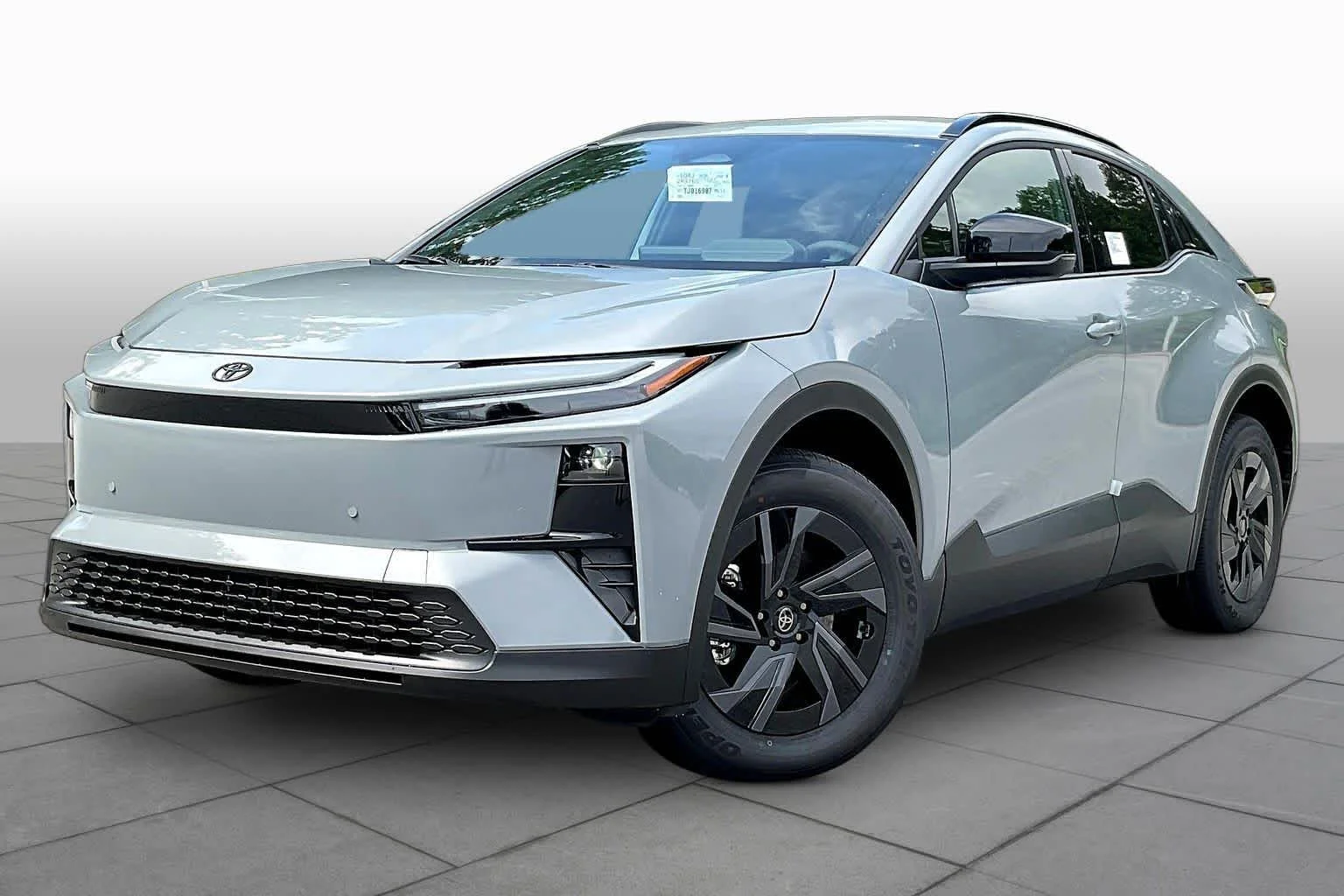 2026 Toyota C-HR SE