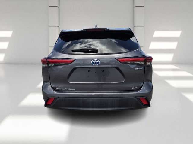 Used 2022 Magnetic Gray Metallic Toyota Hybrid XLE image 8