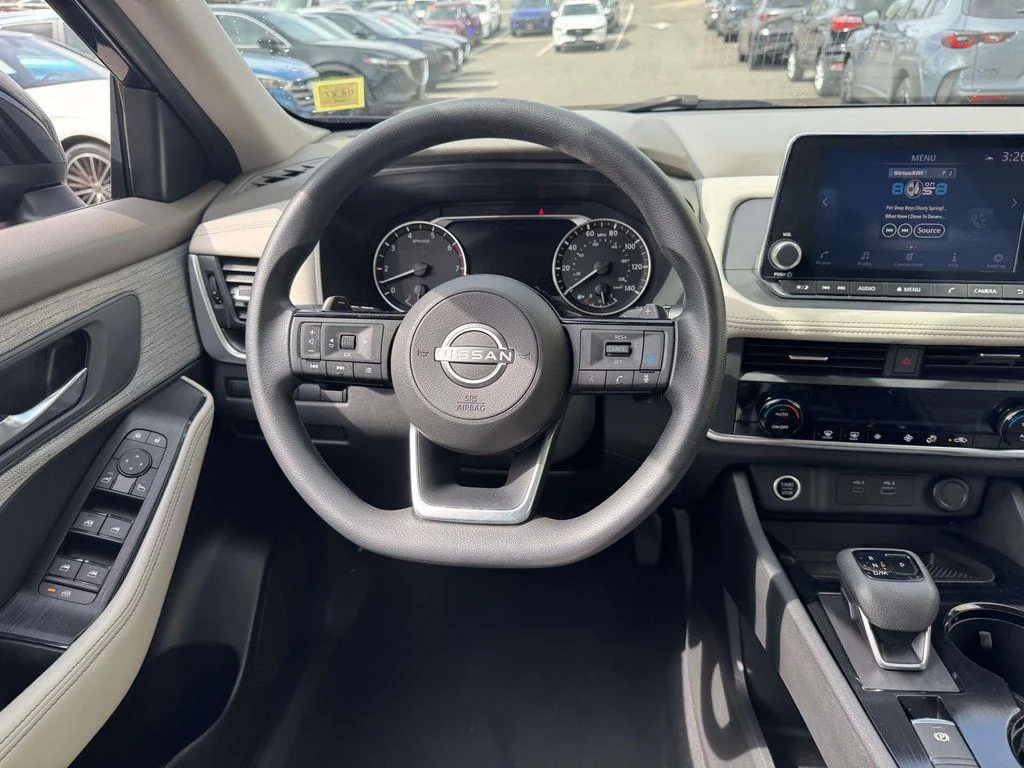 2023 Nissan Rogue SV - Photo 14