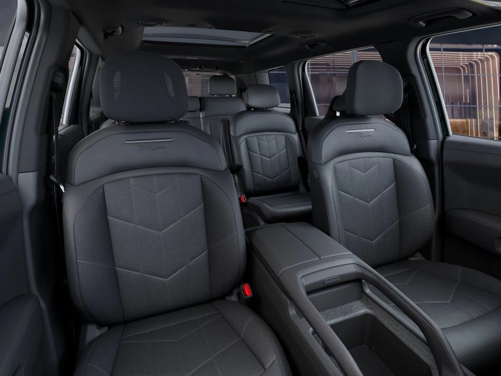 New 2027 Black Jade Green Kia X-PRO SX image 15