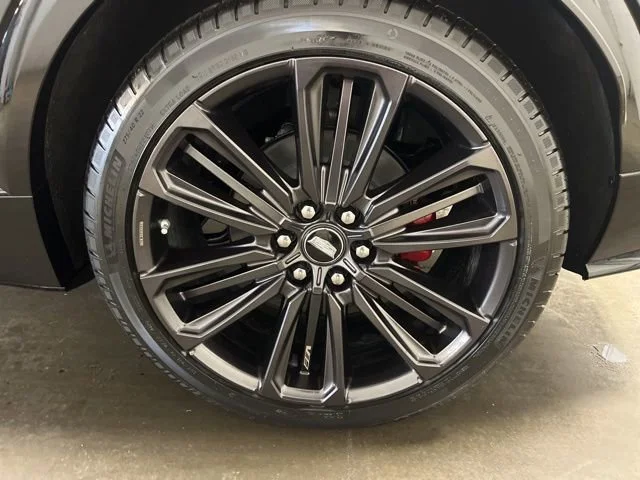 2026 Cadillac LYRIQ V Premium - Photo 23