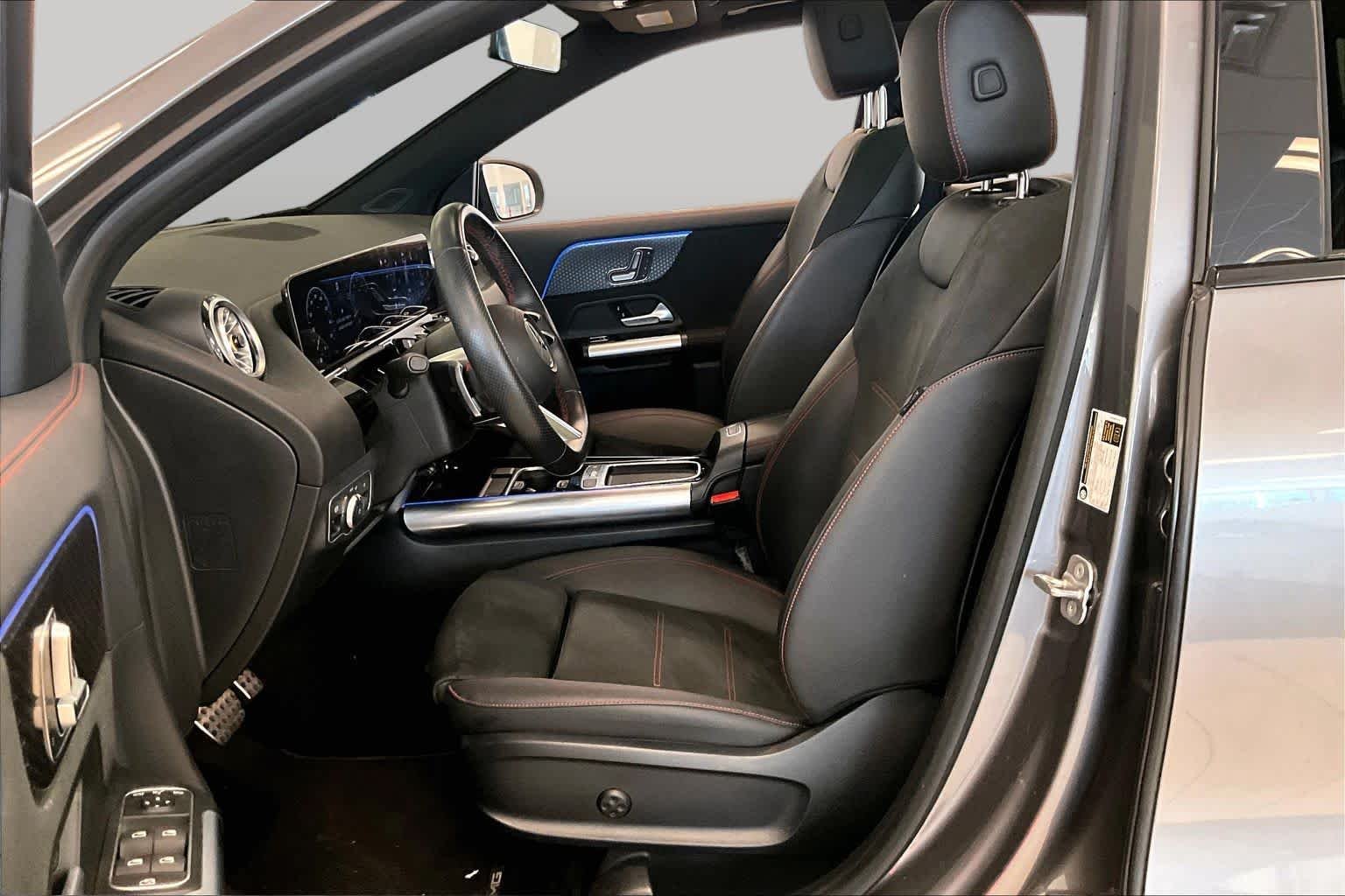 Used 2025 Mountain Grey Metallic Mercedes-Benz GLA 250 image 7