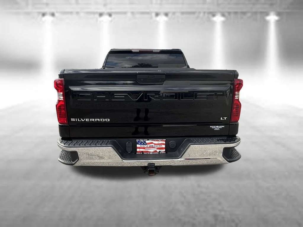 Used 2020 Black Chevrolet LT image 5