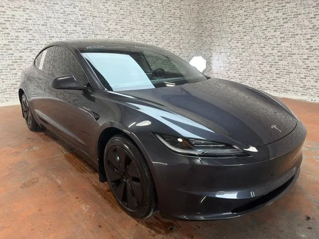 Used 2025 Stealth Gray Tesla  image 9