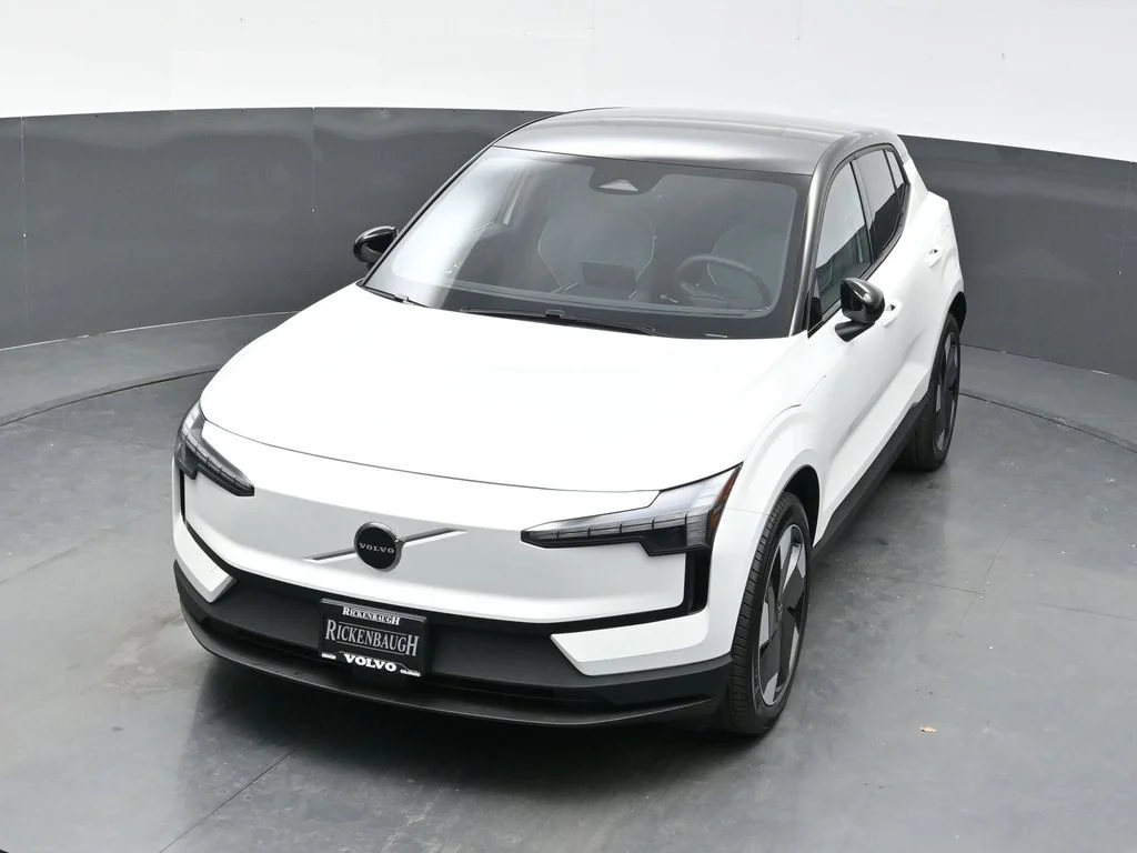 New 2026 Crystal White Volvo Twin Motor Performance Plus image 29