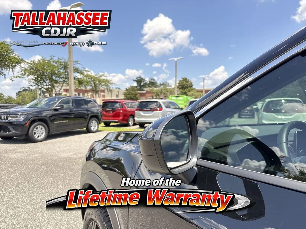Used 2025 Super Black Nissan Rock Creek image 11