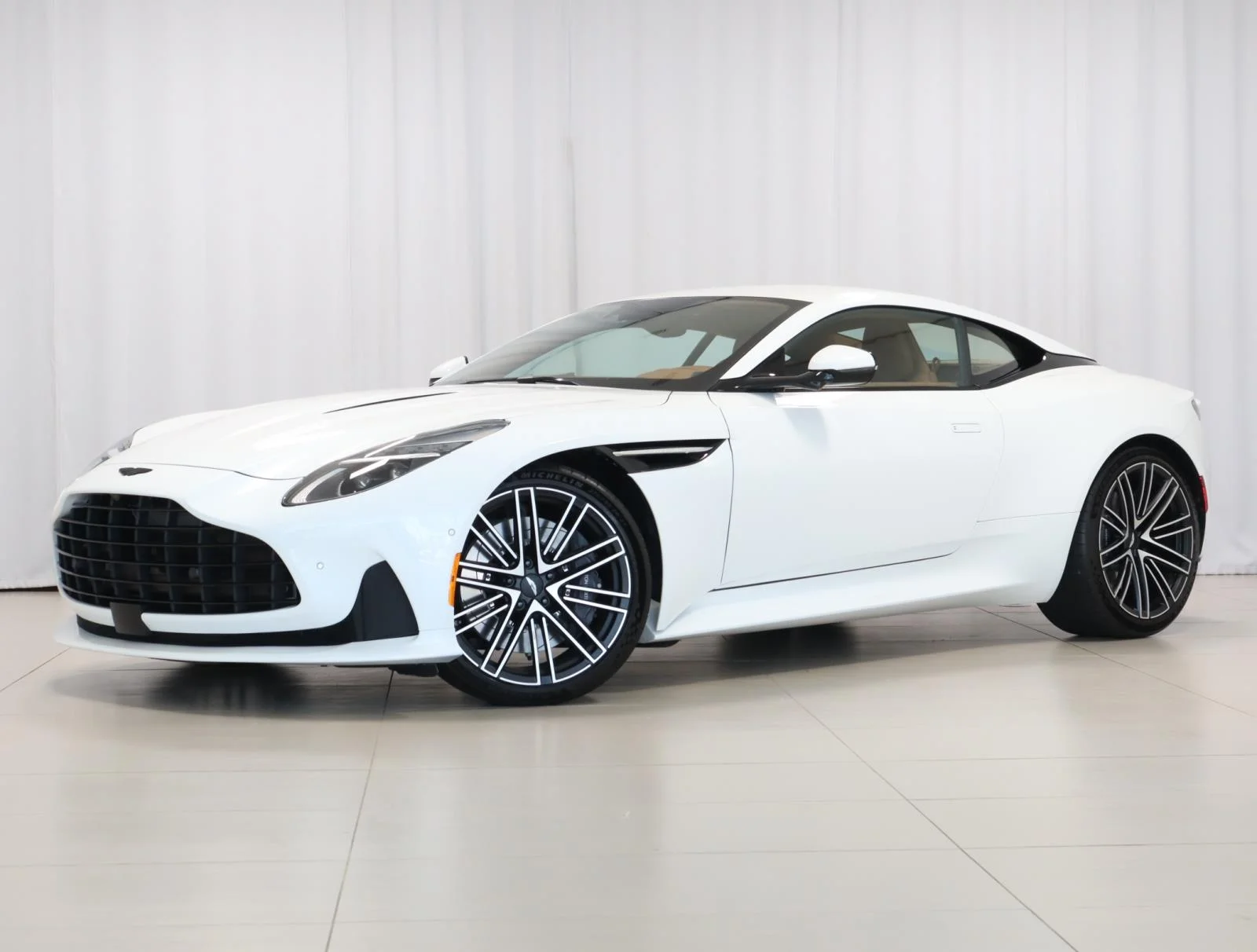 Used 2024 Zenith White Aston Martin Coupe image 1