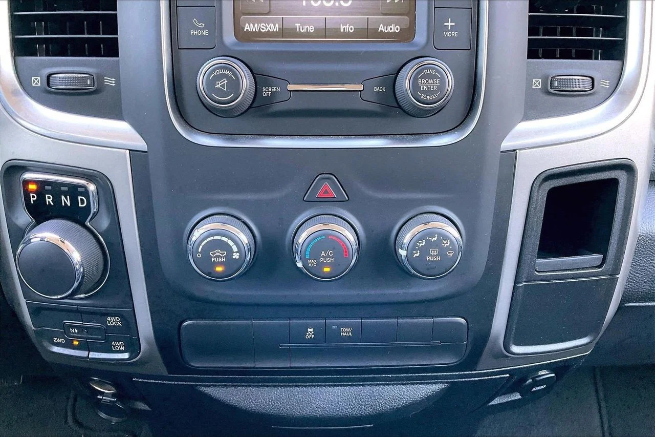 Certified Used 2018 Black Ram SLT image 17