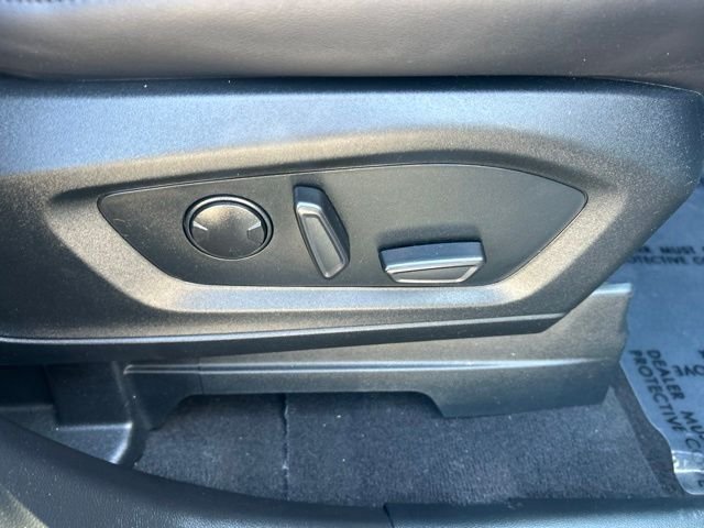 Used 2023 Red Ford XLT image 11