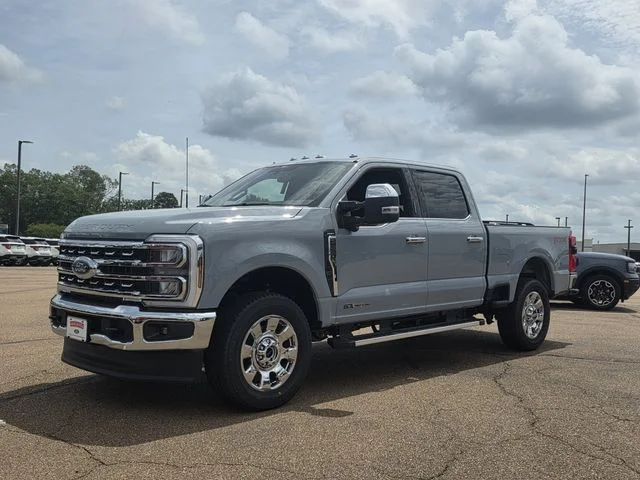 New 2026 Glacier Gray Metallic Tri-Coat Ford F-250® Lariat® image 4