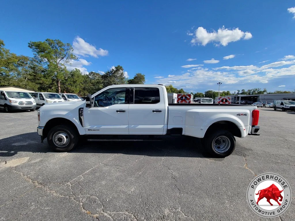 Used 2025 White Ford XLT image 3