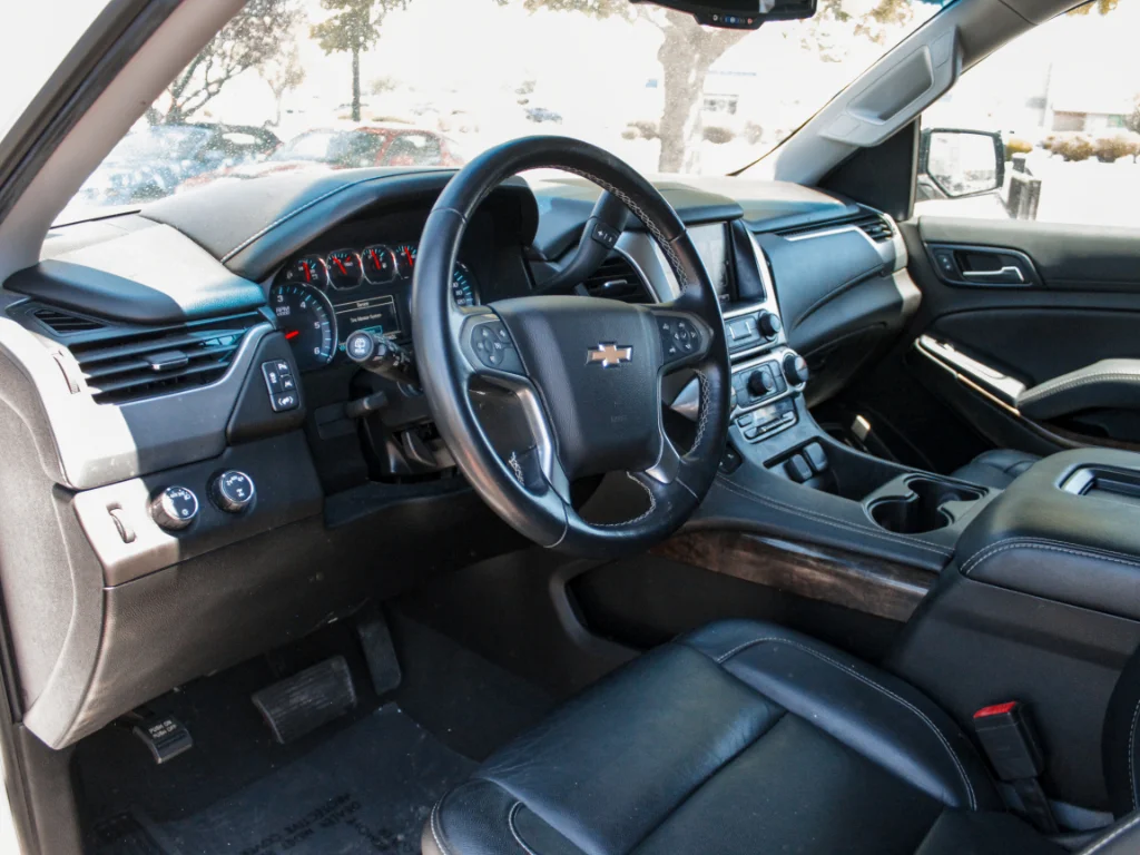 Used 2019 Summit White Chevrolet LT image 10