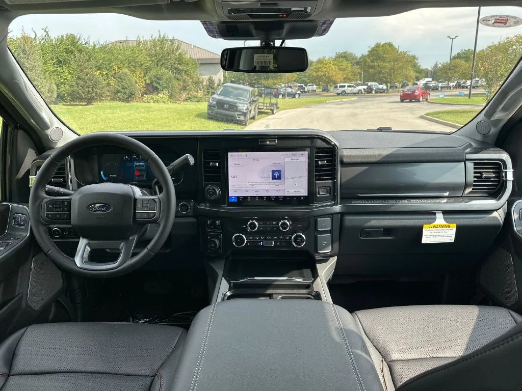 New 2027 Black Ford Lariat image 4
