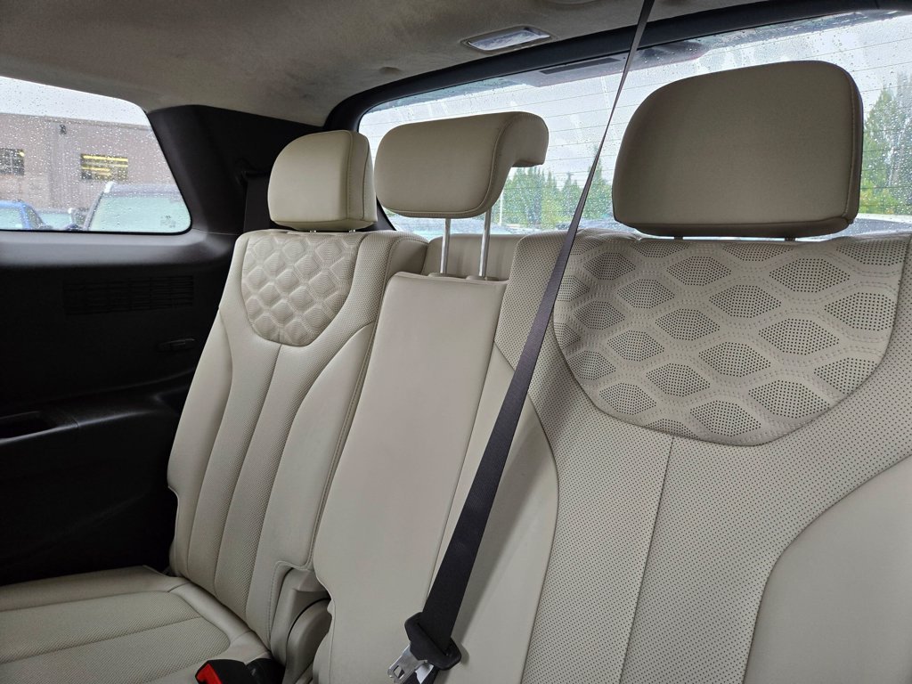Used 2020 Hyper White Hyundai Limited image 17