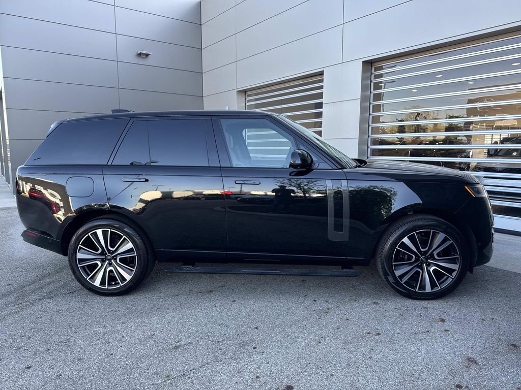 Certified Used 2024 Santorini Black Metallic Land Rover SE image 8