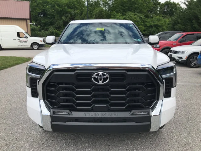 New 2026 Ice Cap Toyota SR5 image 3