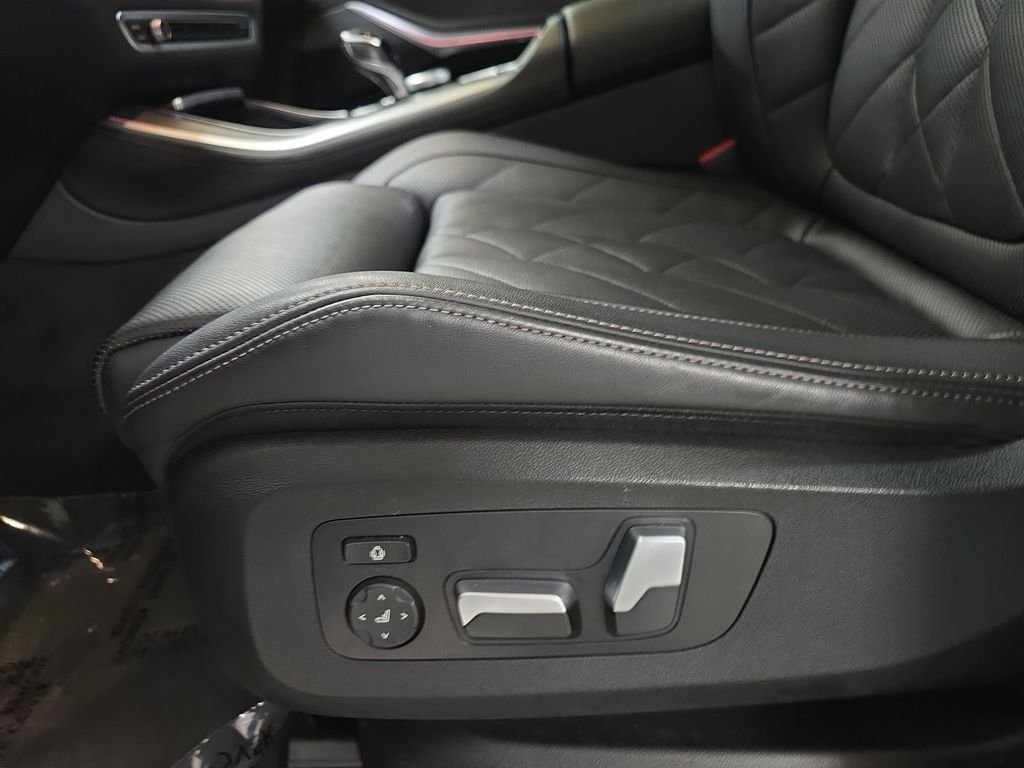 Certified Used 2023 Mineral White Metallic BMW xDrive40i image 25