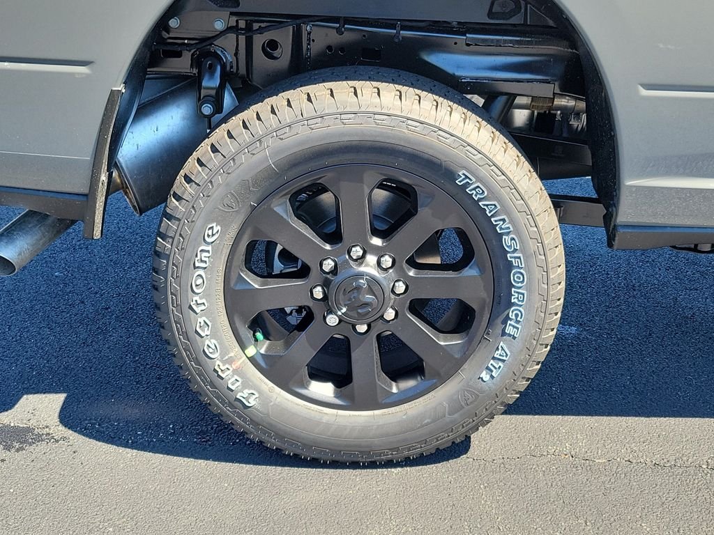New 2026 Ceramic Gray Clear-Coat Exterior Paint RAM Tradesman image 5