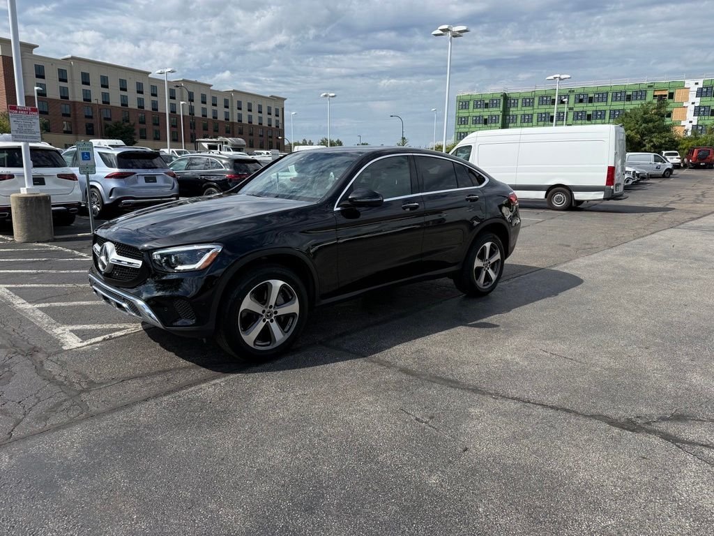 Certified Used 2023  Mercedes-Benz GLC 300 Coupe image 2