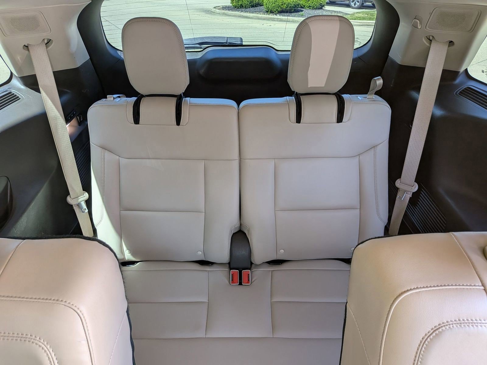 Used 2020 Silver Spruce Metallic Ford Platinum image 32