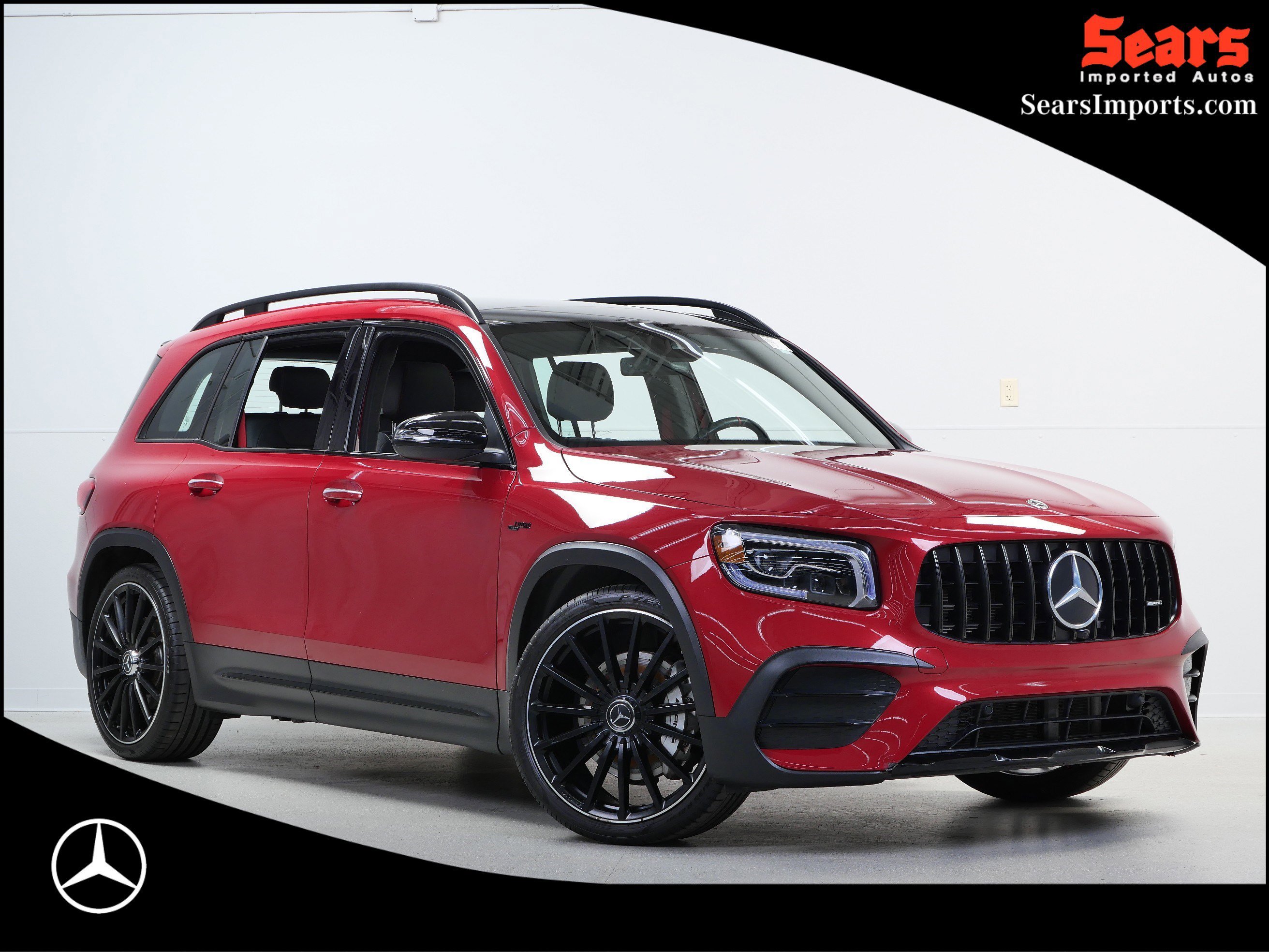 2023 Mercedes-Benz GLB GLB 35 AMG 4MATIC's photo