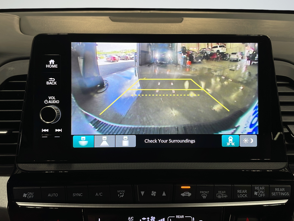 Used 2025 Blue Honda EX-L image 9