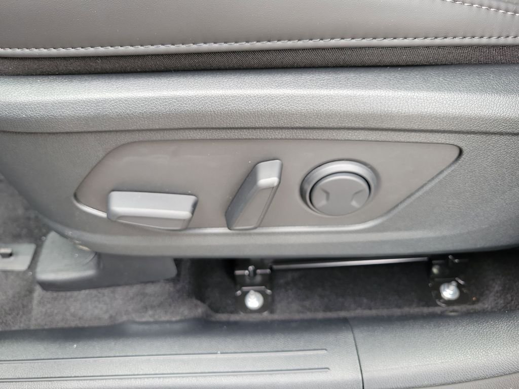 New 2026 Gray Kia EX image 25