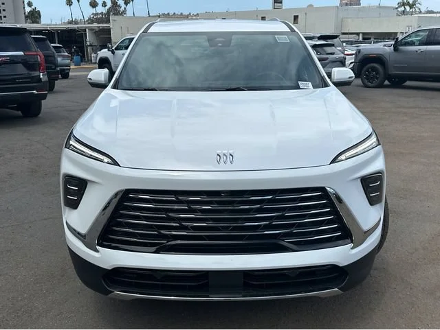 New 2026 Summit White Buick Preferred image 2