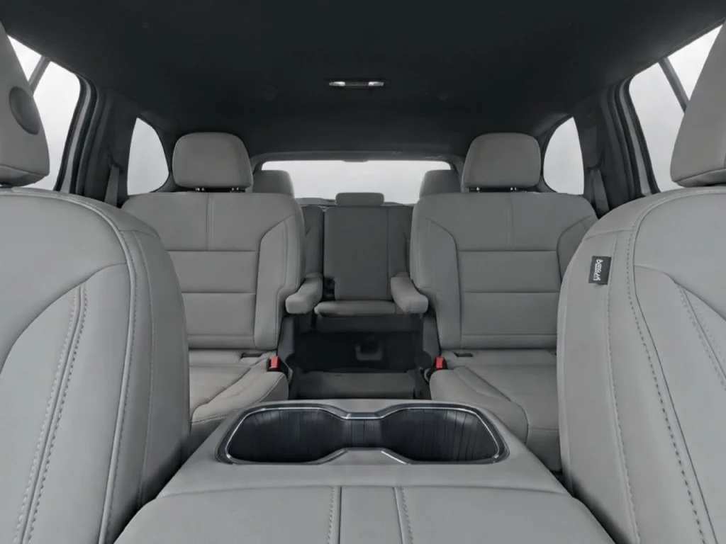 Used 2026 White GMC Elevation image 16