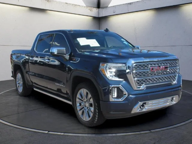 Used 2020 Pacific Blue Metallic GMC Denali image 2