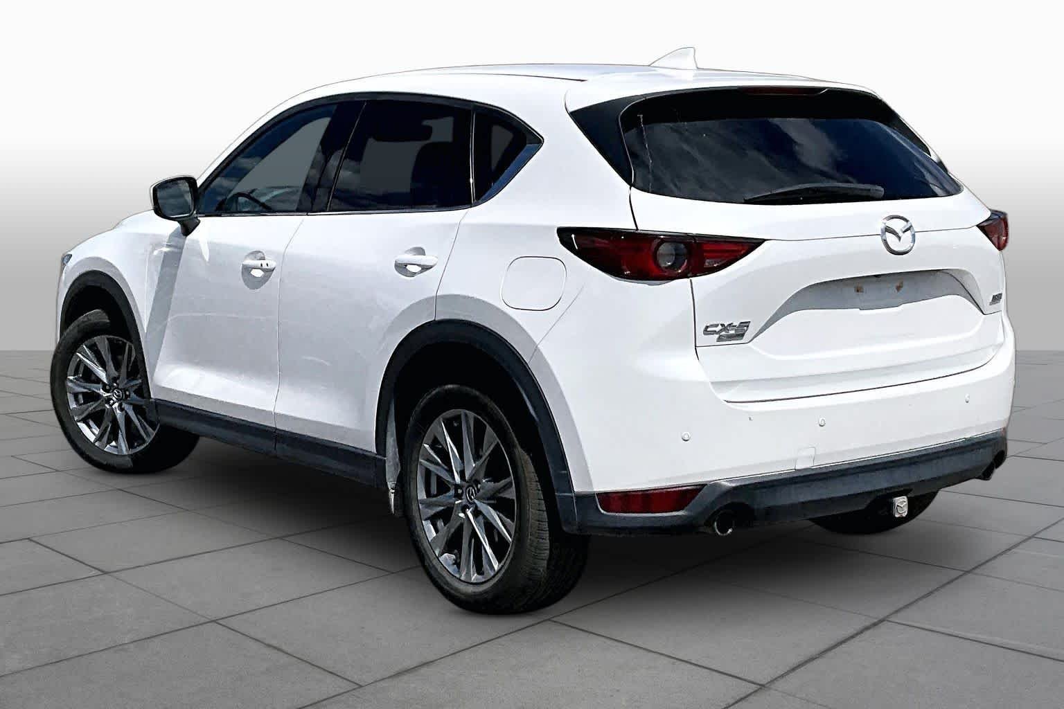 Used 2019 Snowflake White Pearl Mica Mazda Signature image 12