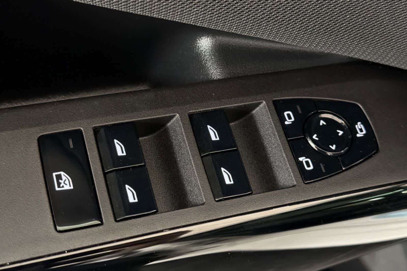 2026 BMW X3 30 - Photo 13