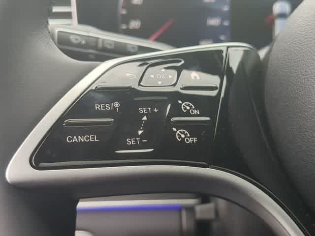 Used 2025 Black Mercedes-Benz GLE 580 image 25