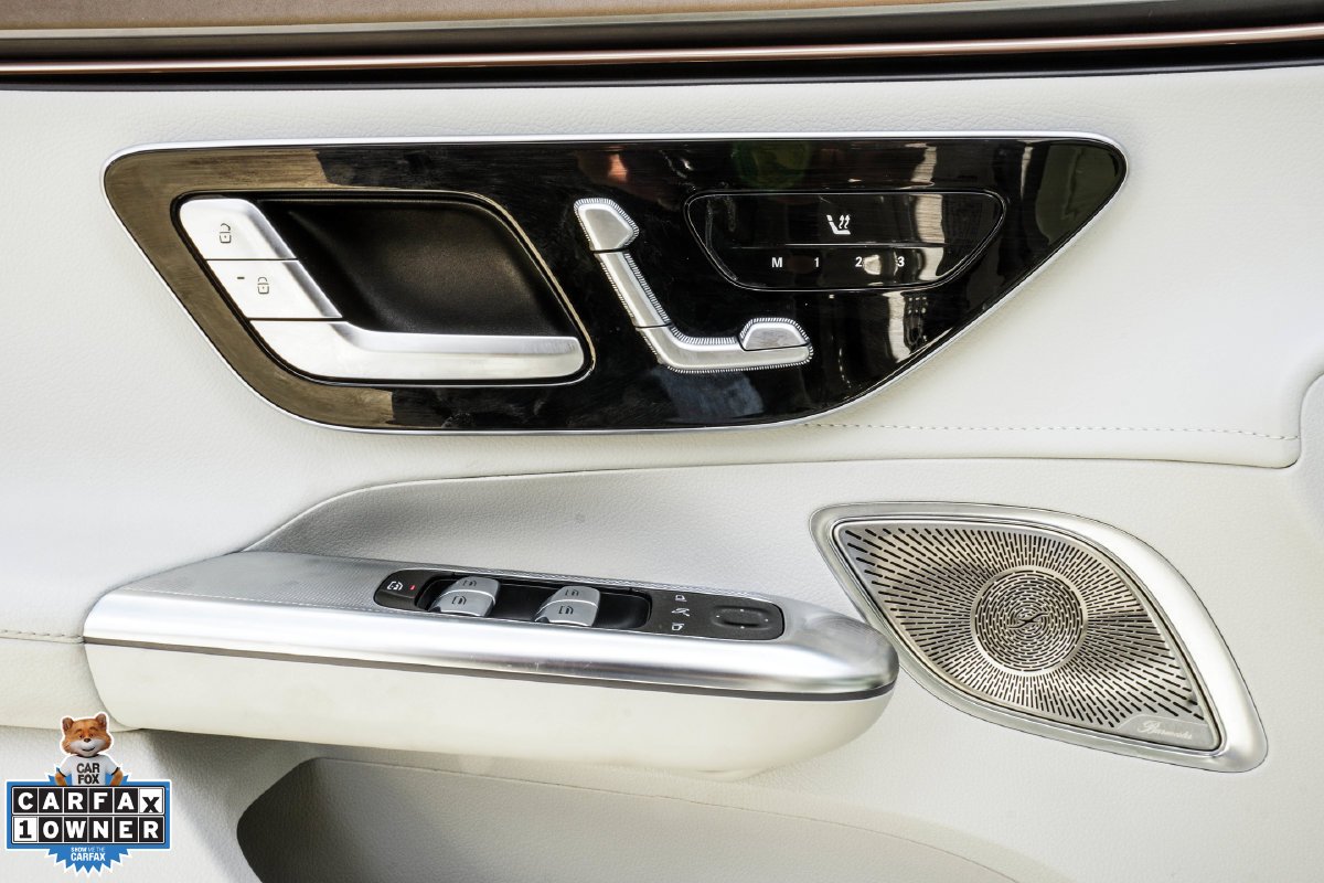 Used 2023 White Mercedes-Benz 350+ Sedan image 31