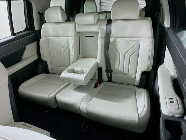 New 2026 Gray Hyundai SEL image 11