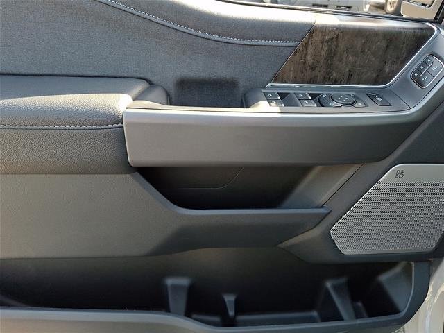 New 2026 Avalanche Ford F-250® Lariat® image 28