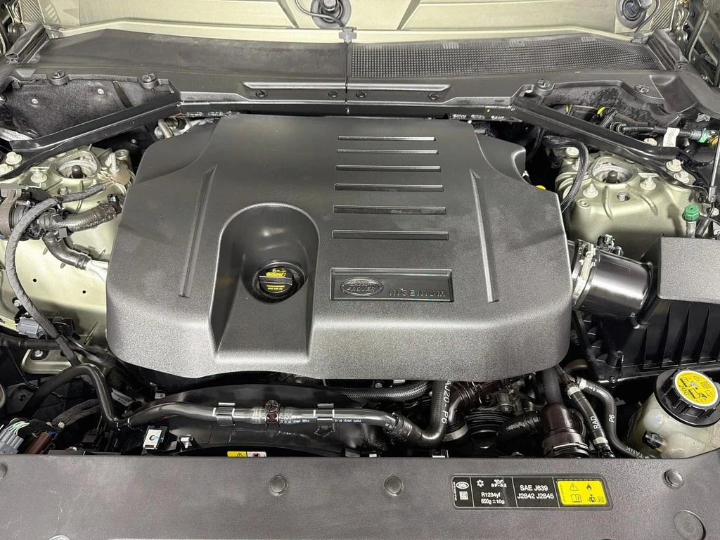 Certified Used 2023 Green Land Rover SE image 33